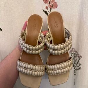 Universal threads Beige Woven Strap Sandals